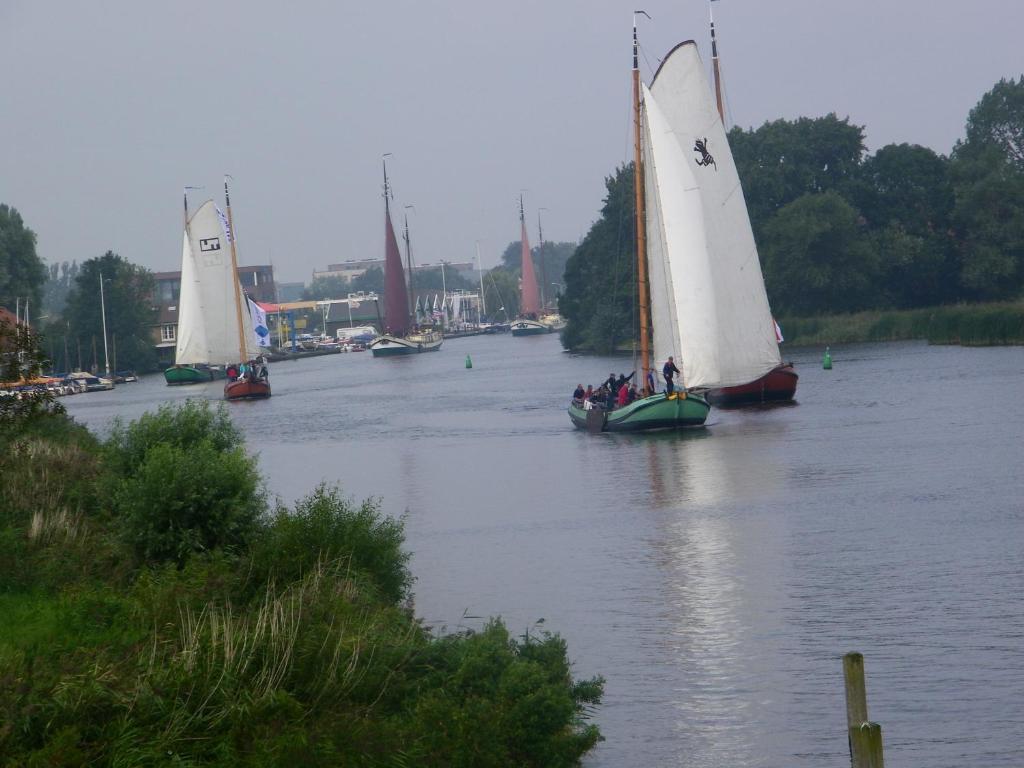 Buitenplaats T Ges Sneek Bagian luar foto