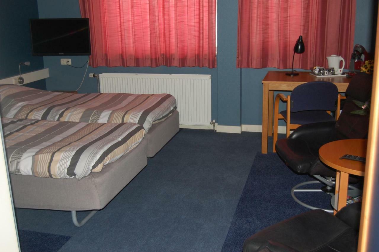 Buitenplaats T Ges Sneek Bagian luar foto